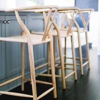 Kursi Makan Kayu Modern Ruang Makan Mebel Wishbone Counter Bangku Wishbone Bar Bangku untuk Dijual