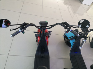 Puissant scooter pour enfants avec sac électrique adulte 2000w scooters casque <span class=keywords><strong>essence</strong></span> <span class=keywords><strong>moto</strong></span> adulte gros pneu activa 5g scooter - Product Image 6