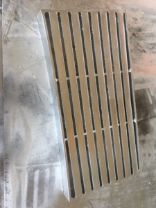 Rejilla de hierro fundido Cubierta de drenaje de zanja Cubierta de sumidero Rejilla con bisagras - Product Image 3