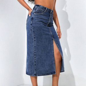 <span class=keywords><strong>Jupe</strong></span> <span class=keywords><strong>en</strong></span> <span class=keywords><strong>jean</strong></span> trapèze longueur cheville personnalisée avec logo, coupe ample, style streetwear, pour <span class=keywords><strong>femme</strong></span> - Idéale pour les fêtes printemps-été - Product Image 4