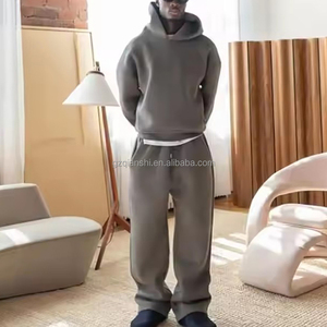 Ensemble survêtement de luxe avec sweat à capuche et pantalon de jogging, personnalisable avec logo, unisexe, coupe ample, coupe-vent, en molleton technique pour homme - Product Image 2