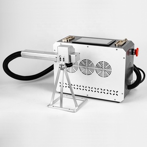 آلة تنظيف بالليزر محمولة بقوة 300 واط، مزيل الصدأ والزيوت للخشب والفولاذ المقاوم للصدأ والبلاستيك، للنقش/القطع/التنظيف، تعمل بالبطارية - Product Image 1