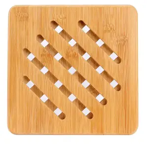 Design all'ingrosso quadrato personalizzato di bambù in legno per bicchieri da bere per tazza di natale tappetino e tappetino da tavolo