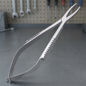 Sixflowers Gradle Cilia Forceps, instrument microchirurgical manuel certifié CE Classe I pour utilisation en salle d'opération - Product Image 2