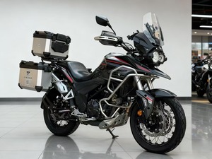 Moto d'occasion Zontes1 Rx3s, moto de taille moyenne, bicylindre, tout-terrain, moteur Rx3 400cc, performances puissantes pour les longues distances - Product Image 6