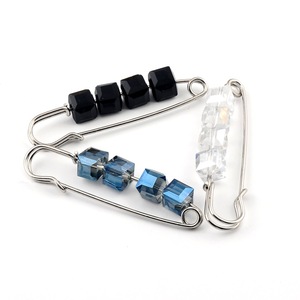 Comércio Exterior Design Moda Cristal Broche Brasão Pinos Acessórios Vestuário Fabricantes Atacado Jóias - Product Image 1