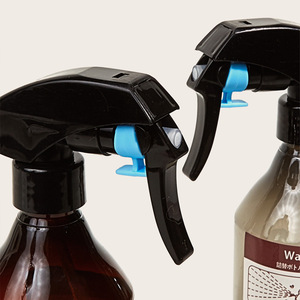 เครื่องพ่นน้ำแบบแมนนวล 300 มล. สำหรับสวนและการดูแลเส้นผม ตัวขวดโปร่งใส - Product Image 3