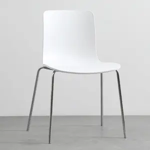 Sillas de conferencia a precio de fabricante, silla apilable de plástico para restaurante Pp