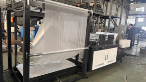 Không dệt túi làm máy nhỏ không dệt vải tàu sân bay túi làm máy không dệt Vest túi làm máy 120 PCS/min - Product Image 3