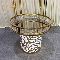 Table basse ronde de gâteau en cristal de mariage de Tables d'acier inoxydable d'or de dessus en verre clair pour des événements partie