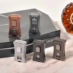 Vente en gros de cigarettes personnalisées, Jet de flamme droit bleu flamme imperméable rechargeable cigare torche briquet - Product Image 5