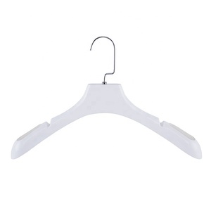 Bán Buôn Áo Hiển Thị Heavy Duty Giá Rẻ Tùy Chỉnh Trắng Nhựa Phù Hợp Với Móc Áo Với Logo Cho Quần Áo - Product Image 1