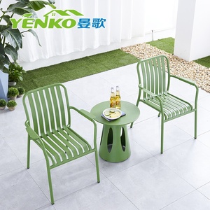 Set <span class=keywords><strong>Tavolo</strong></span> <span class=keywords><strong>e</strong></span> <span class=keywords><strong>Sedie</strong></span> in <span class=keywords><strong>Alluminio</strong></span> per Tutte le Stagioni, Arredamento <span class=keywords><strong>da</strong></span> <span class=keywords><strong>Giardino</strong></span> <span class=keywords><strong>e</strong></span> Balcone, Set Bistrot per Esterni - Product Image 3