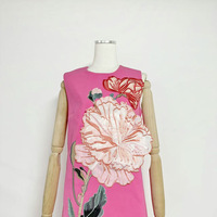 Robe courte sans manches rose et blanche pour femmes, broderie florale 3D, col rond, robe courte droite, robe de soirée élégante, robe de cocktail