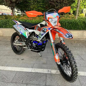 Moto tout-terrain version forêt avec phares 300cc, modèle de course sur piste forestière rehaussé - Product Image 1