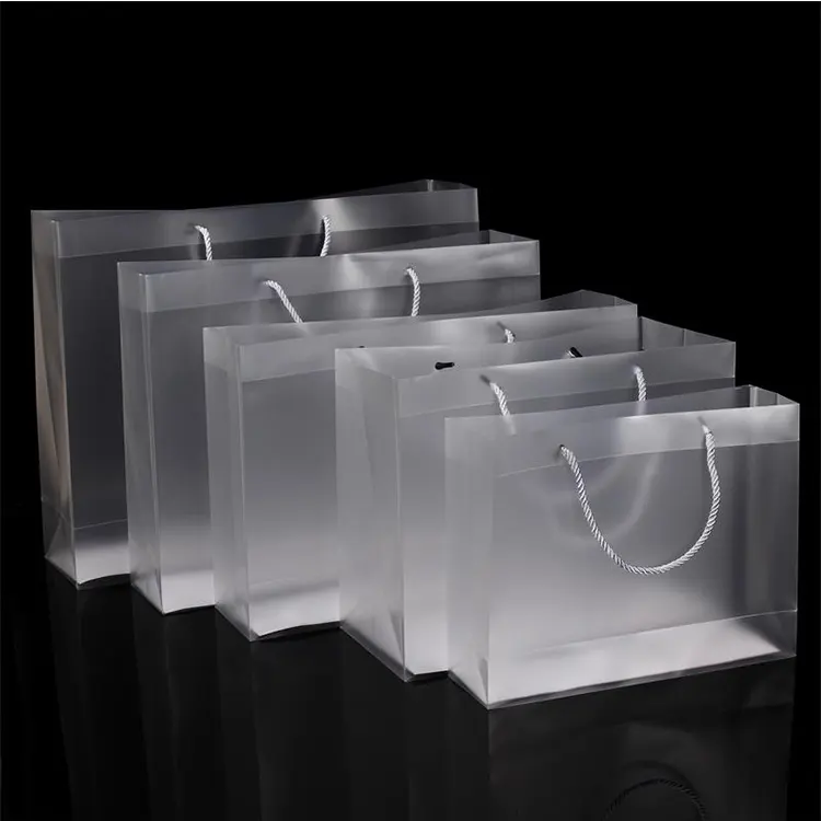 مصنع التخصيص ايكو مخصص شعار القابلة للتحلل واضح الأبيض PVC PP التسوق واضح البلاستيك هدية حقائب تسوق