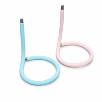 Fabrication de tuyaux en silicone colorés pour éclairage de lampe de bureau LED avec couleur et taille personnalisées et service de découpe