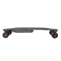 Planche à roulettes électrique C5 en fibre de carbone à roue couronne la plus puissante