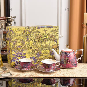 Service à thé en porcelaine à motifs animaliers de luxe européen, très vendu - Product Image 4