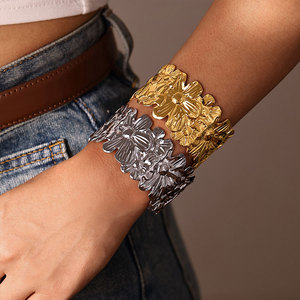 Custom Luxury 316L Stainless Steel 14k 18k Pvd Gold Plated Women's Fashion <b>Bracelet</b> & <b>Bangles</b> Fashion Cuff <b>Bracelets</b> for Women - Product Image 2