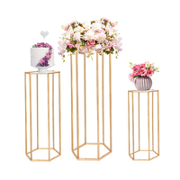 Ensemble de 3 supports hexagonaux cylindriques pour mariage, supports à plantes en métal doré, supports de table à gâteaux, centres de table floraux pour mariage