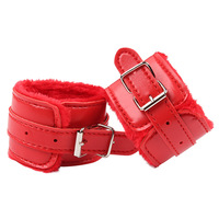 Menottes et attaches de cheville en cuir arc-en-ciel à boucle croisée, pour bondage et restraints érotiques