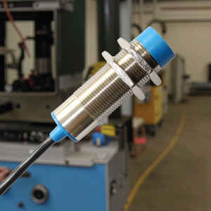 SMRTE Industrial Infrared Non-contact Temperature Sensor Quick Connect 0.2C Accuracy RS485 Modbus 4-29V -70C Temperature - Product Image 3