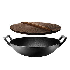 Sartén antiadherente para freír, sartén de hierro fundido chino <span class=keywords><strong>Wok</strong></span> con tapa de madera, presazonado, 32/34/36CM, venta al por mayor - Product Image 1