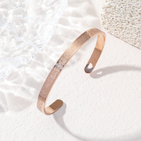 Bracelet Jonc en Acier Inoxydable Plaqué Or, Bijou de Mode Musulman avec Cœur et Ayatul Kursi, Cadeau de l'Aïd, Vente en Gros