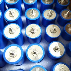 แบตเตอรี่ลิเธียมไอรอนฟอสเฟตทรงกระบอก <span class=keywords><strong>C40</strong></span> 3.2V 20AH แบบชาร์จได้ รุ่น Deep Cycle LFP 40135 3000-Cycle -20-60C สำหรับจักรยานไฟฟ้า - Product Image 2