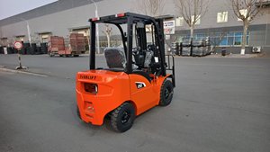 2026 Nieuwe HELI Heftruck 1,5 Ton 2 Ton Elektrische Heftruck 2000kg 4400lbs Lithium Batterij Materiaal Handling - Product Image 3