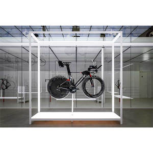 Accessoires de vélo électrique moderne, luminaires, magasin de vélo de détail personnalisé, Design d'intérieur pour hommes, Kit de cyclisme de montagne, présentoir au sol - Product Image 1