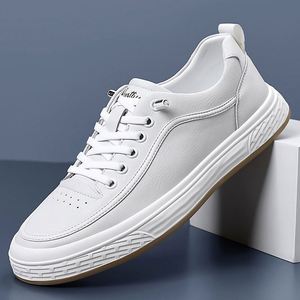 Chaussures d'hiver respirantes et légères antidérapantes pour hommes, rehaussantes de 6 cm, en cuir décontracté, style sport, printemps/été, avec doublure chaude en peluche - Product Image 2