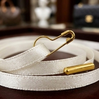 Cordon personnalisable en polyester écologique avec épingle de sécurité pour étiquettes suspendues, idéal pour vêtements, bijoux et étiquettes de prix