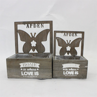 Motif de papillon sculpté au laser, pot de fleurs écologique en bois fait à la main, pot de fleurs en forme artistique