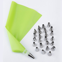 26 pièces accessoires de cuisine en silicone glaçage crème poche à pâtisserie + 24 buses en acier inoxydable ensemble d'embouts de décoration de gâteaux à faire soi-même