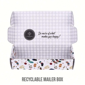 Boîtes à chaussettes personnalisées, cartons d'expédition verts, recyclables, ondulés, pliables, plats, pour la logistique des boutiques en ligne - Product Image 4
