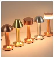 Lampe de table LED de chevet en forme de champignon, lampe de table moderne de luxe, vente en gros, lampe de bureau de lecture