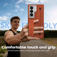 Étui de protection marron avec bracelet et support pour stylet pour Samsung Galaxy Z Fold 8 Ultra 7 6 5 4 3 avec fente pour stylet et film protecteur d'écran