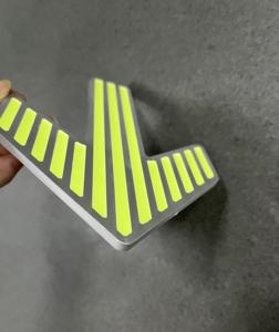 Yüksek kaliteli fotolüminesan ok işaretleri karanlık alüminyum gravür ok emniyet işaretleri - Product Image 3