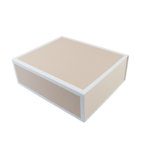 Boîte cadeau pliable en papier magnétique élégant avec logo personnalisé Boîtes d'emballage cadeau pliantes en carton rigide pour chaussettes d'hiver avec tampon à chaud