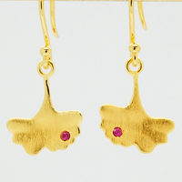 Pendientes de Zafiro Rosa con Hoja de Ginkgo en Oro de 18K, Engaste de Bisel en Oro de 14K, Zafiro Natural, Regalo de Cumpleaños, Joyería con Cierre de Rosca