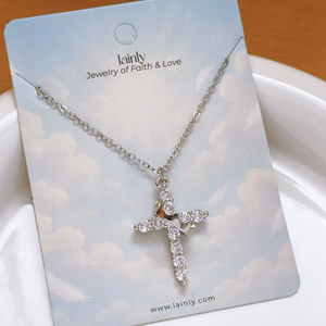 Collana con Croce e Corona, Alta Qualità, Placcata in Oro 18K, Zirconi, Catena in Acciaio Inossidabile per Donne - Product Image 3