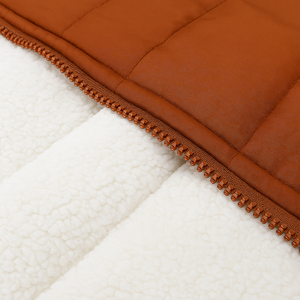 Meilleure Vente : Gilet Enfant Chaud et Confortable en Taffetas, Style Décontracté et Tendance pour l'Extérieur - Product Image 4