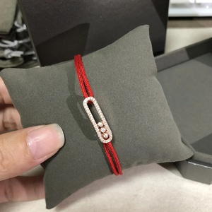 Bracelet à breloques Messicardrs en acier inoxydable avec trois anneaux en zircon, plaqué or, cordon rouge porte-bonheur, bijoux tendance et mode - Product Image 4