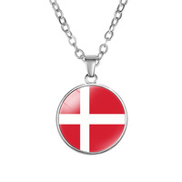 Islande Danemark Norvège Suède Finlande Serbie Croatie Roumanie Italie Espagne Portugal Royaume-Uni Pays Drapeau Collier
