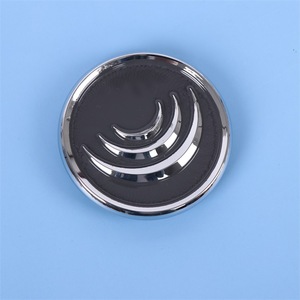 Emblème de voiture personnalisé Uichi en ABS, électroplaqué avec impression de logo, adhésif puissant, résistant aux rayures, plaque décorative - Product Image 1