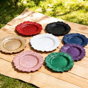 Assiettes de présentation rondes jetables de luxe en plastique PP de 13 pouces, durables, avec motif floral moderne pour décorations de mariages et de fêtes - Product Image 1