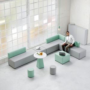 أريكة مكتبية إبداعية حديثة ، منطقة استقبال بسيطة للأعمال والترفيه ، منطقة راحة على شكل خاص - Product Image 3