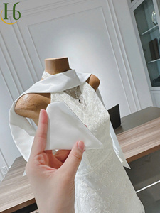 Minivestido de Encaje Blanco con Cuello Halter, Tejido de Encaje, Color Liso, Ligero, Suave y Transpirable - Product Image 3